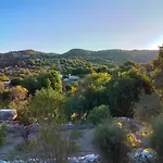Despina Country Retreat منزل للإقامة *
