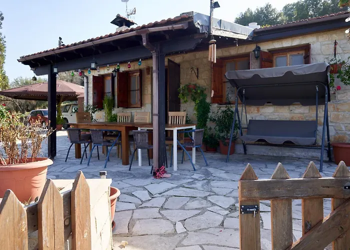 בית אירוח Despina Country Retreat *