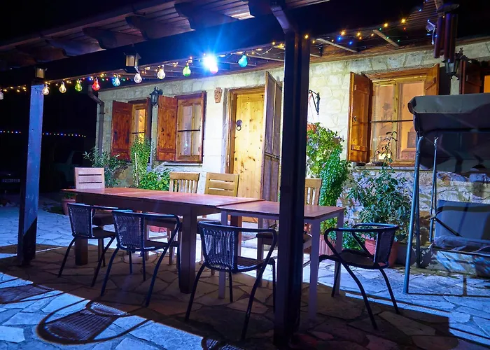 בית אירוח Despina Country Retreat פאפוס