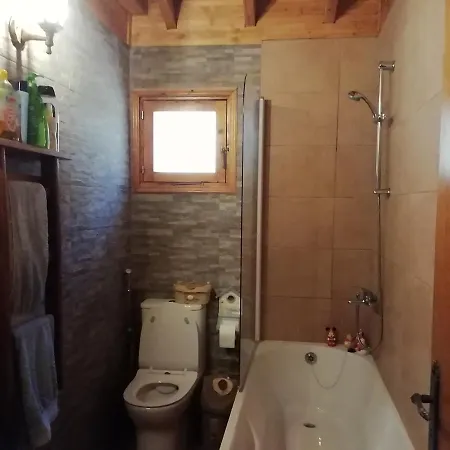 Проживание в семье Despina Country Retreat